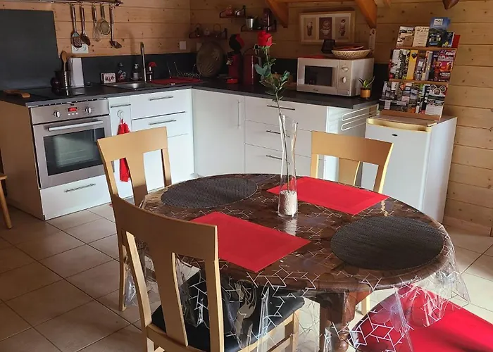 D'hote Le Rosier Apartment *